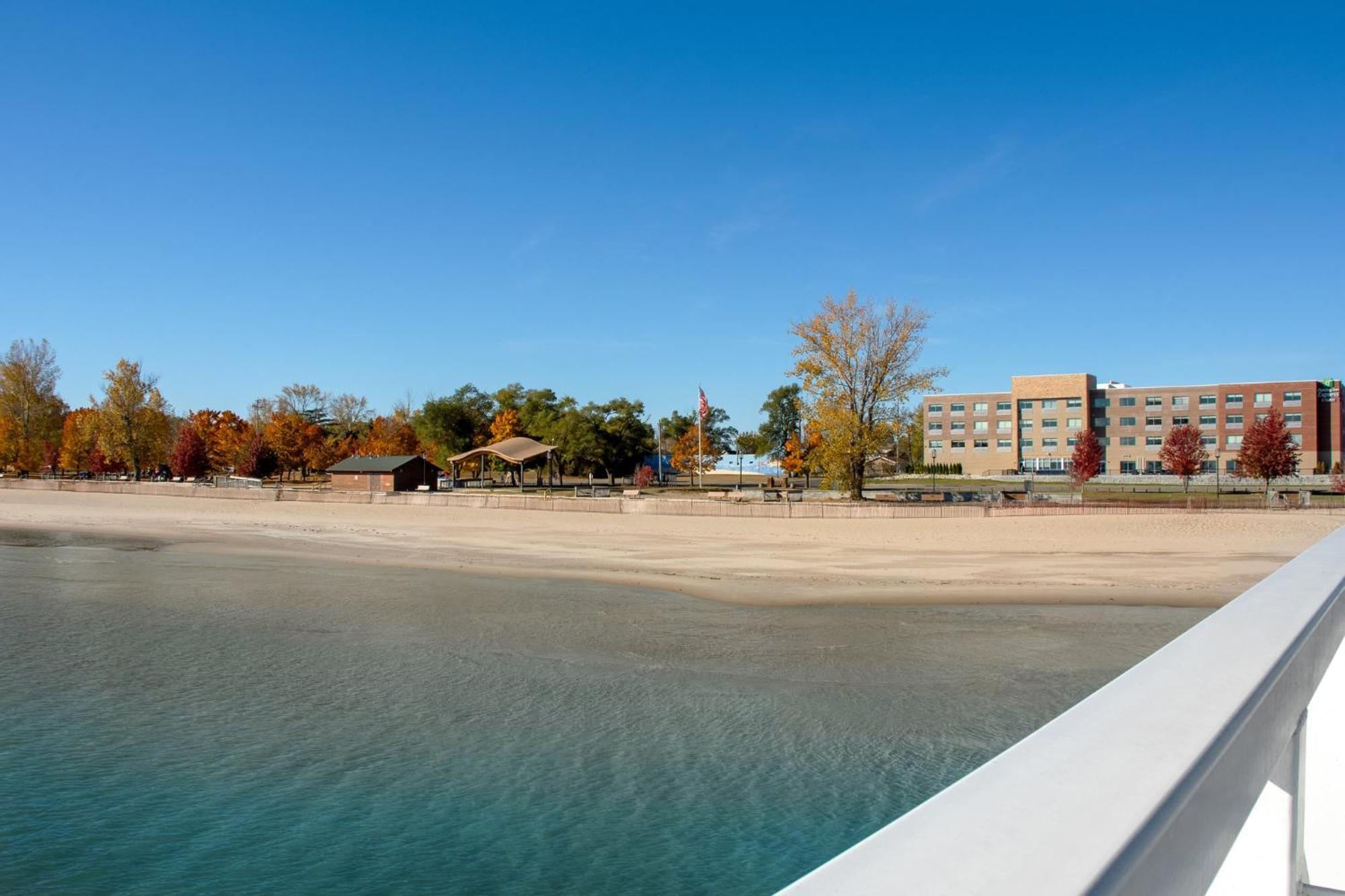Holiday Inn Express & Suites Oscoda By Ihg 외부 사진